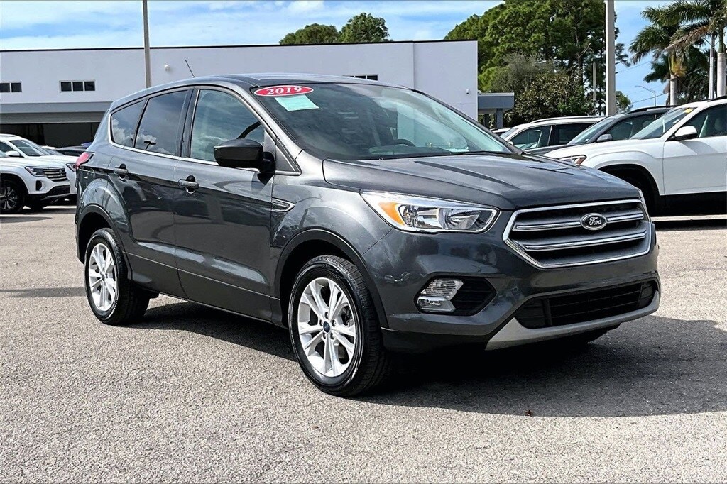 Used 2019 Ford Escape SE SUV
