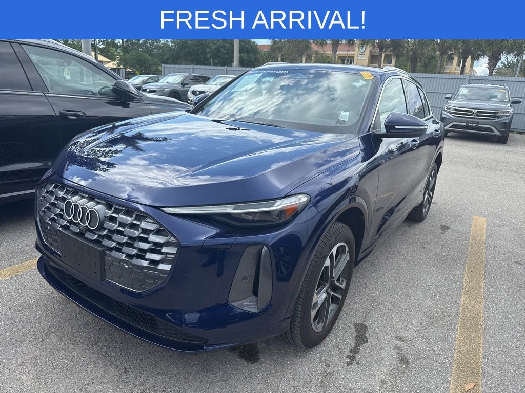 2025 Audi Q5 Premium Plus quattro's photo