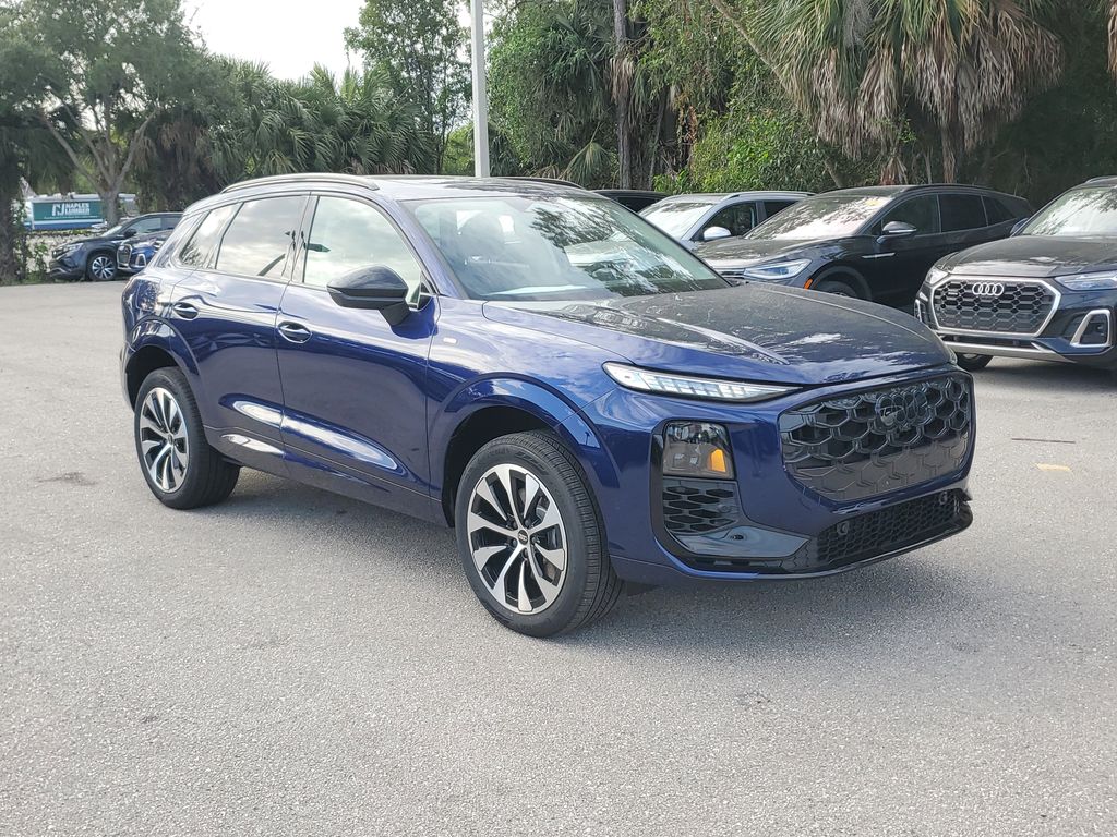2026 Audi Q3 S line quattro's photo