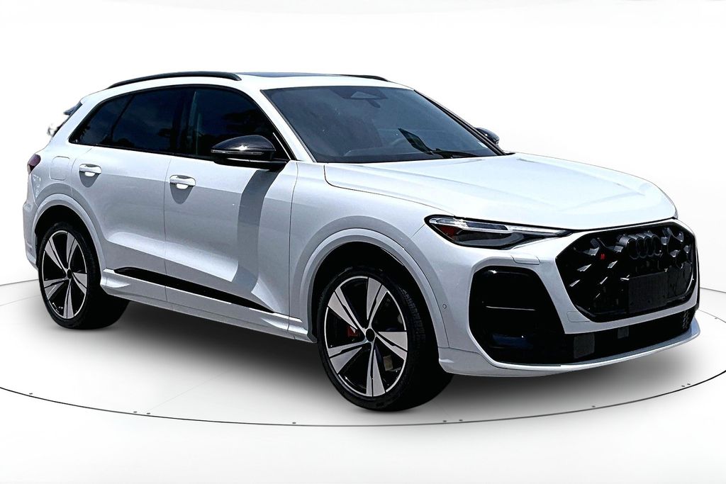 2026 Audi SQ5 Premium Plus quattro's photo