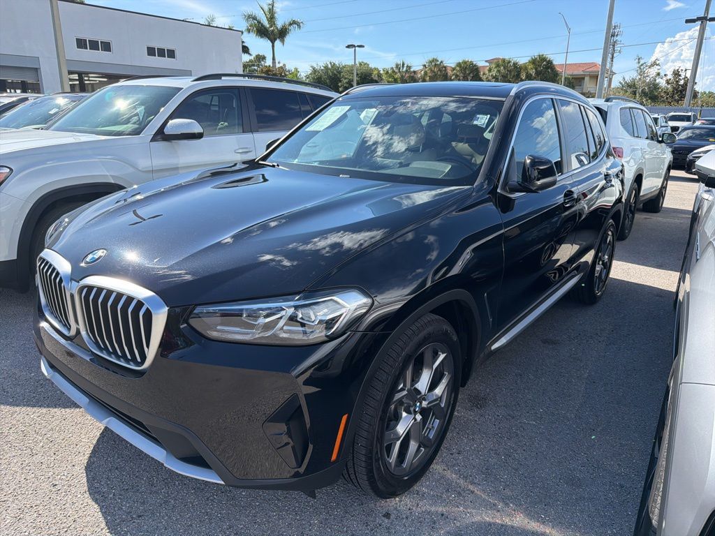 2022 BMW X3 sDrive30i's photo