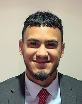 Staff member Jorge Ramirez from ID_5c8201a00119