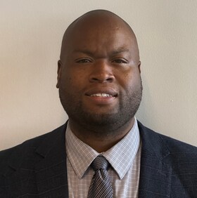Staff member Antoine Kirnon from ID_5c8201a00119