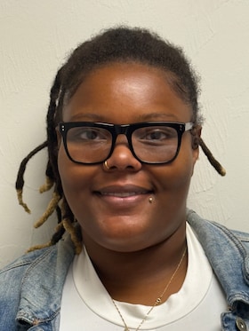 Staff member Alexis Williams from ID_ebeb048b2fbf