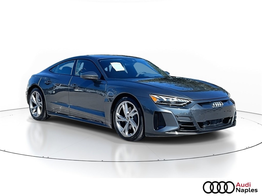 2023 Audi e-tron GT Premium Plus's photo