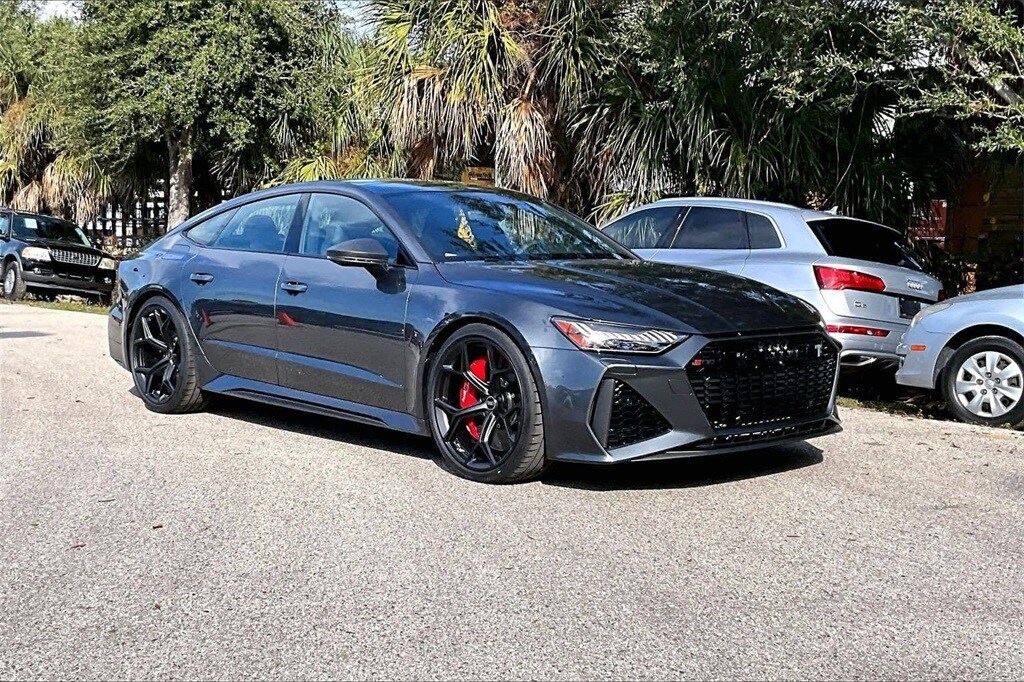 2026 Audi RS 7 Performance Base photo 2