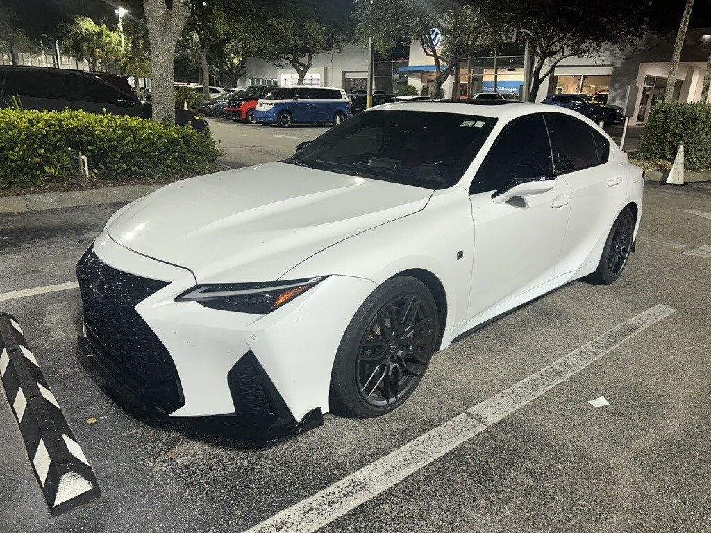 2023 Lexus IS 500 F SPORT Performance photo 3
