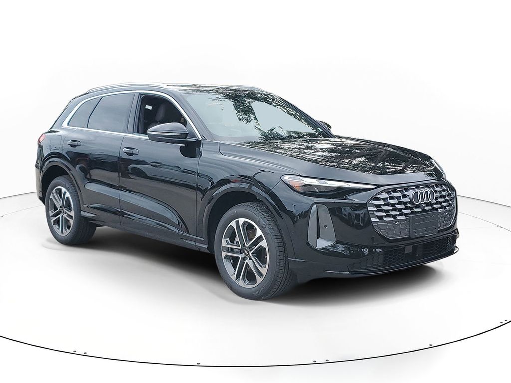 2026 Audi Q5 Premium quattro's photo
