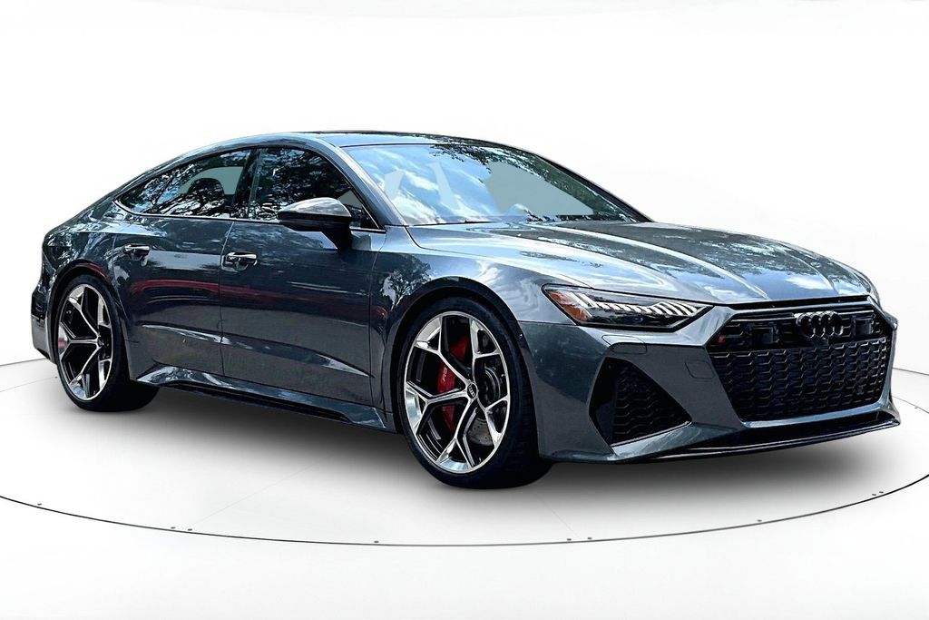 2026 Audi RS7 Performance's photo