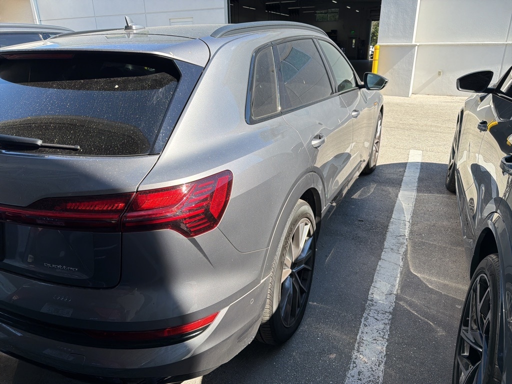 Certified 2021 Audi e-tron Prestige SUV