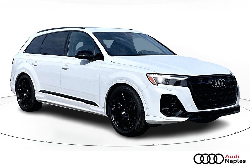 2026 Audi SQ7 Premium Plus's photo