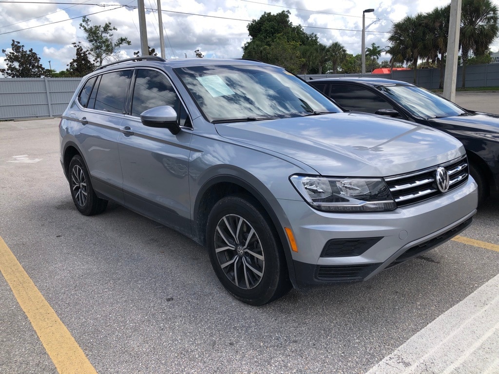 Used 2019 Volkswagen Tiguan SE with VIN 3VV3B7AX4KM193587 for sale in Naples, FL