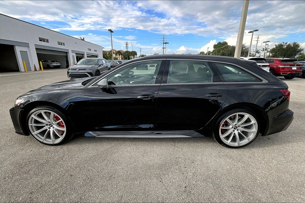 2026 Audi RS 6 Avant Base - Photo 8