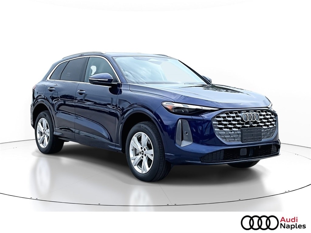 2025 Audi New Q5 Premium's photo