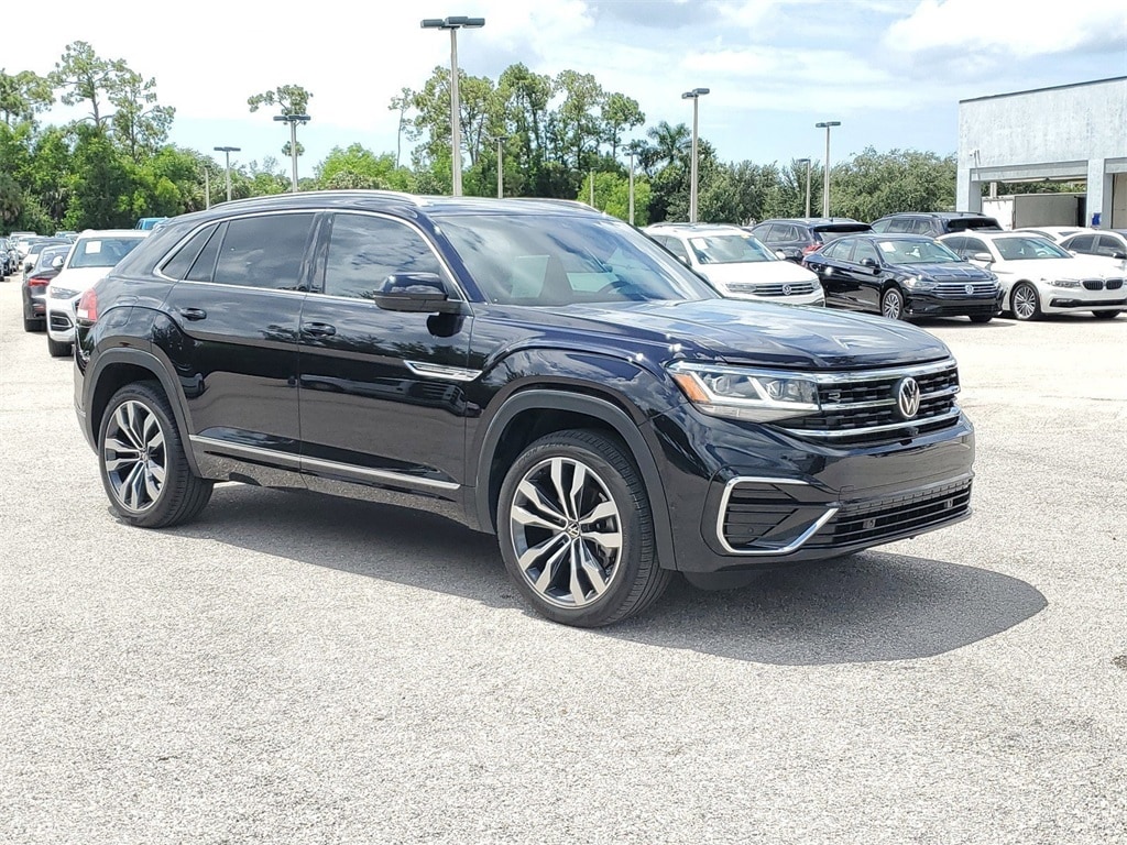 Used 2023 Volkswagen Atlas Cross Sport SEL Premium R-Line with VIN 1V2FE2CAXPC207420 for sale in Naples, FL