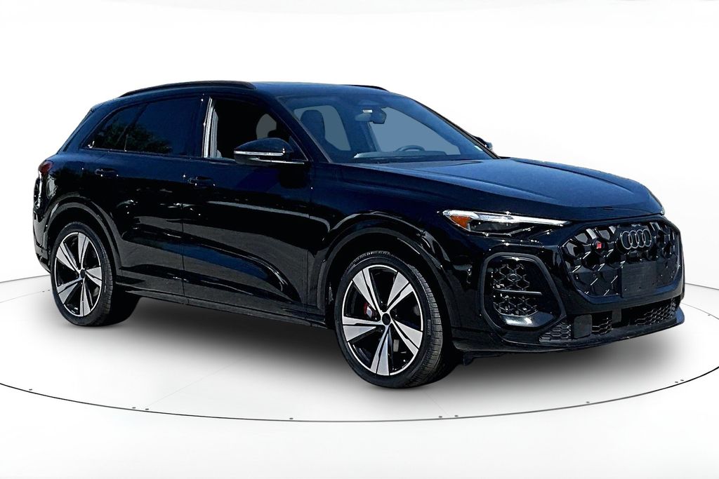 2026 Audi SQ5 Premium Plus quattro's photo