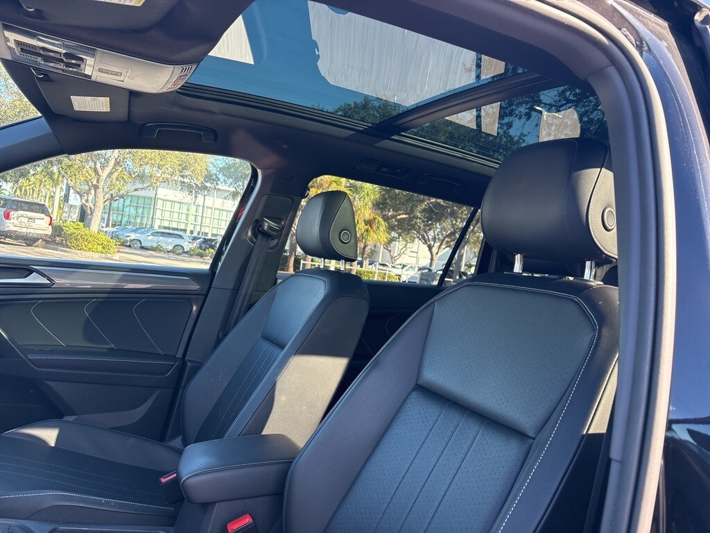 Certified 2022 Volkswagen Tiguan 2.0T SE R-Line Black SUV