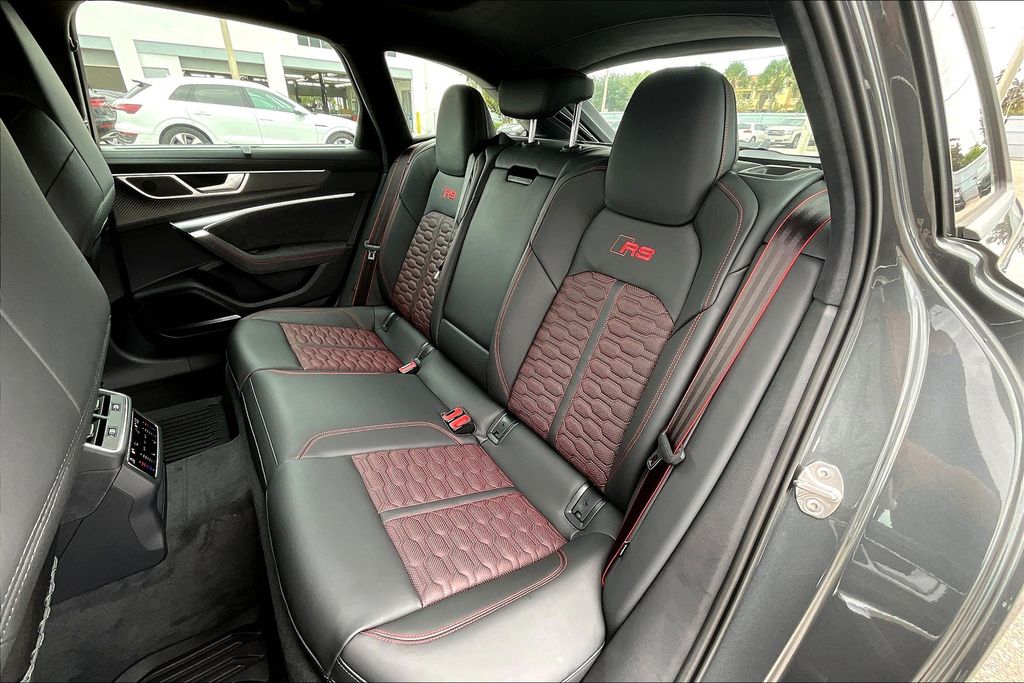 2026 Audi RS 6 Avant Base - Photo 16