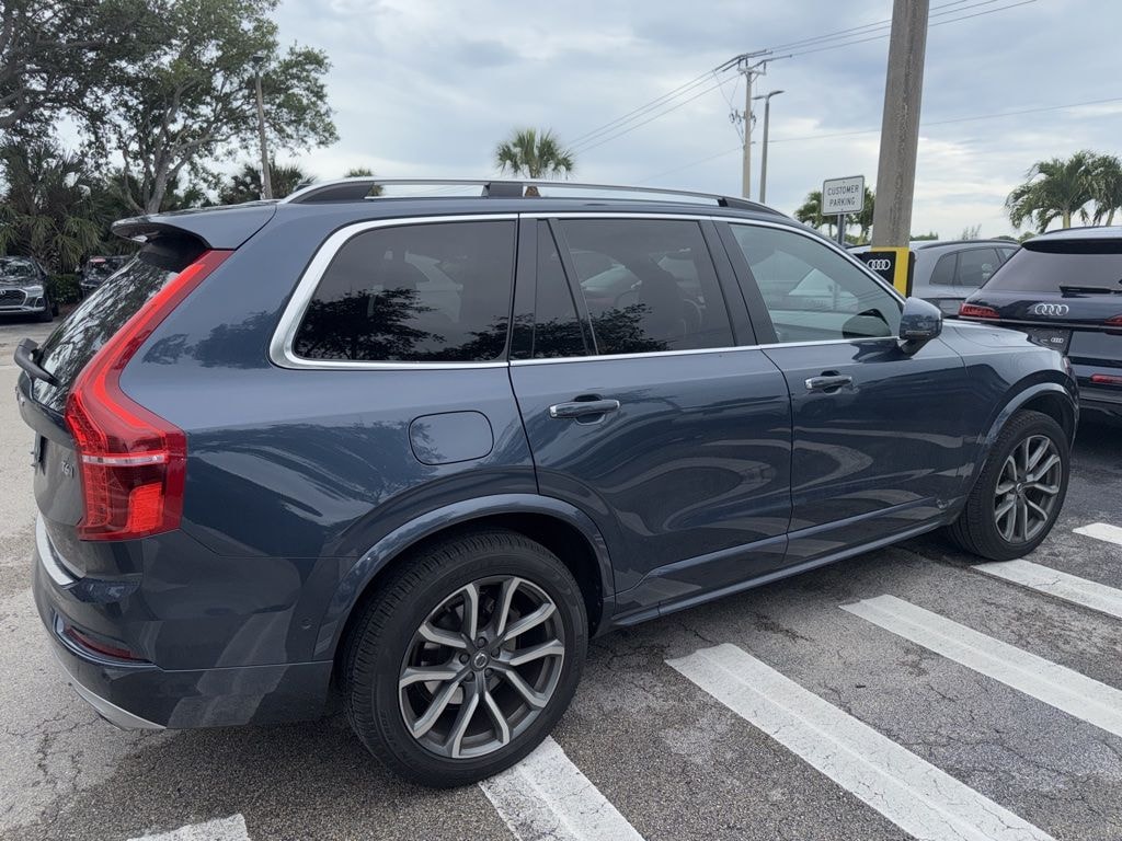 Used 2019 Volvo XC90 T6 Momentum SUV