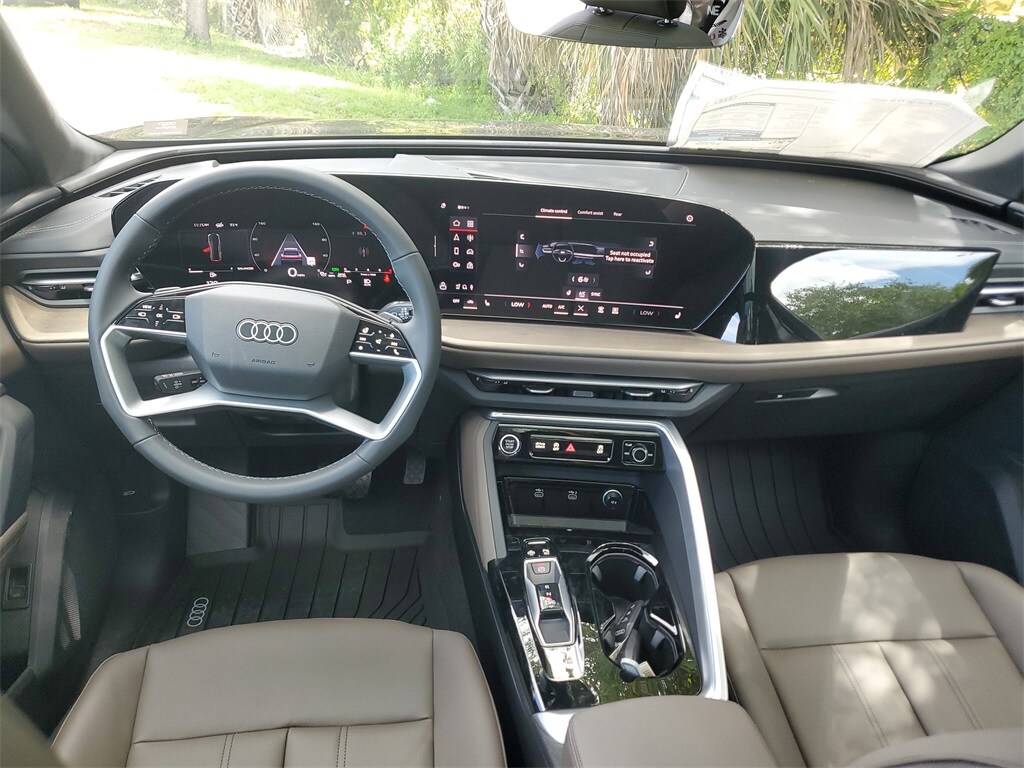 2025 Audi Q5 2.0T Premium photo 3
