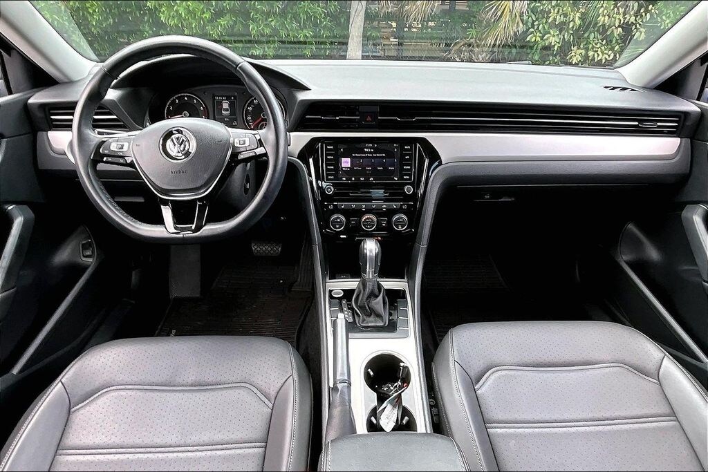 Certified 2020 Volkswagen Passat 2.0T SE Sedan