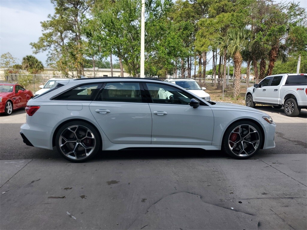 2025 Audi RS 6 Avant Performance photo 4