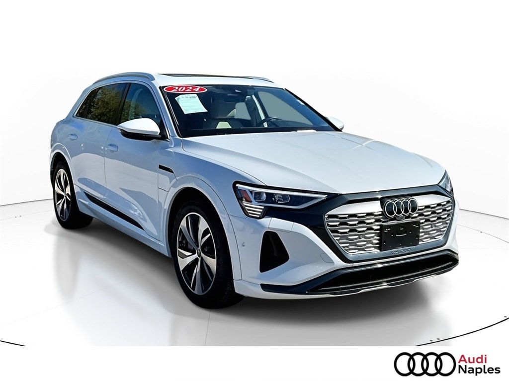 2024 Audi Q8 e-tron Premium Plus's photo