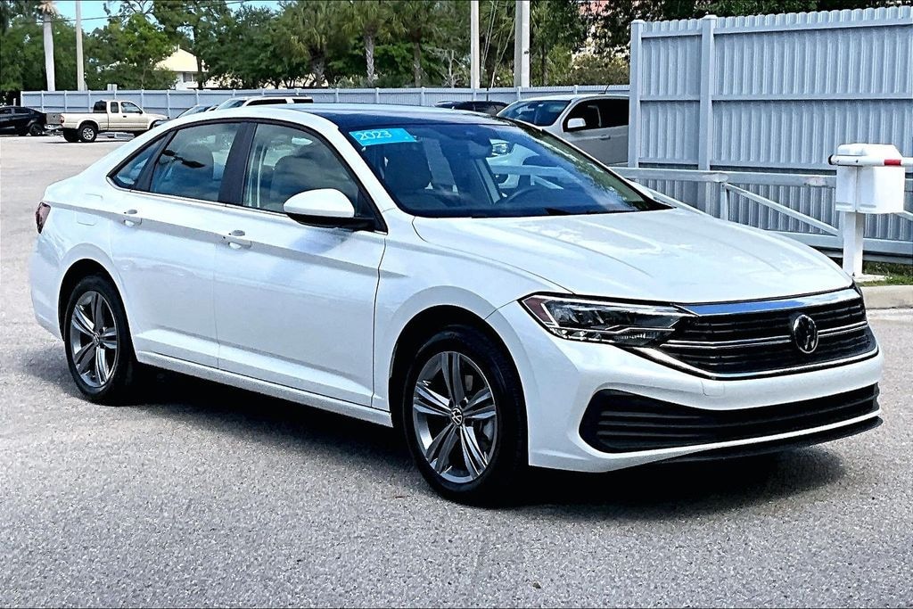 Certified 2023 Volkswagen Jetta 1.5T SE Sedan