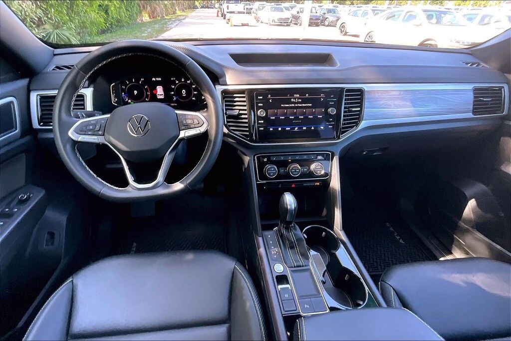 Certified 2023 Volkswagen Atlas Cross Sport 2.0T SE w/Technology SUV