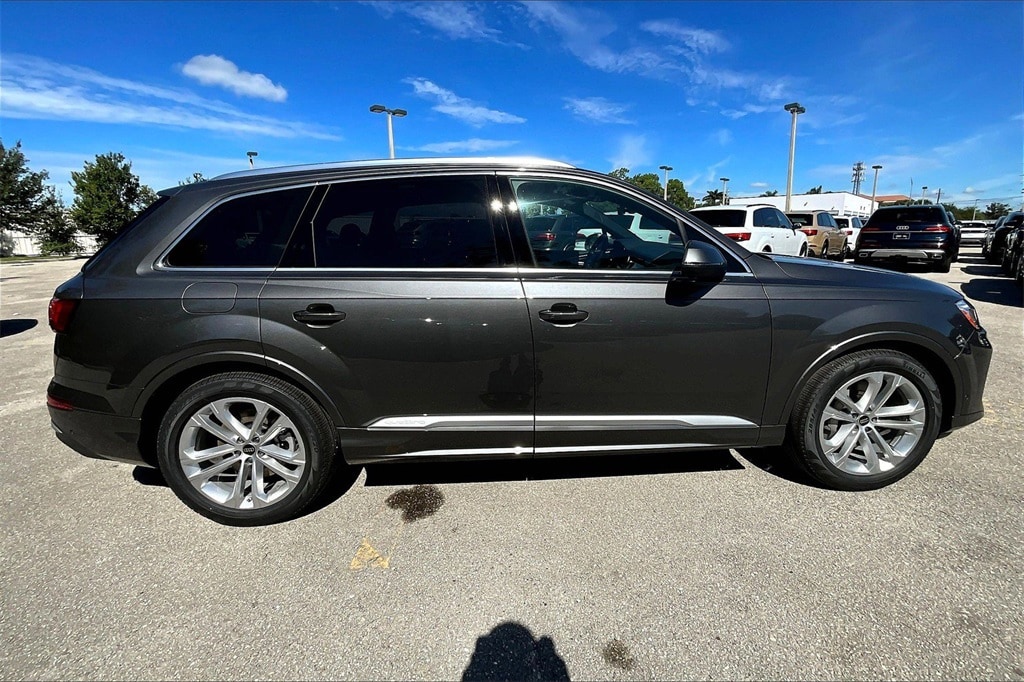 New 2026 Audi Q7 55 Premium Plus SUV