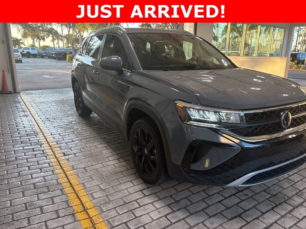 Certified 2024 Volkswagen Taos 1.5T SE SUV