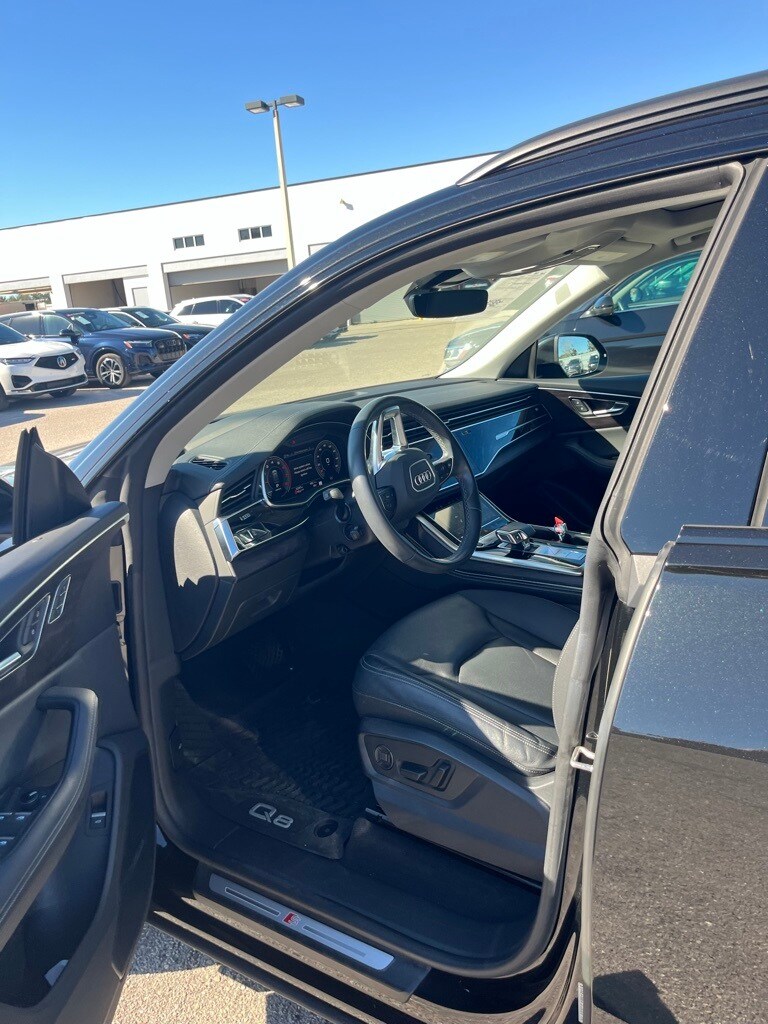2023 Audi Q8 55 Prestige photo 2