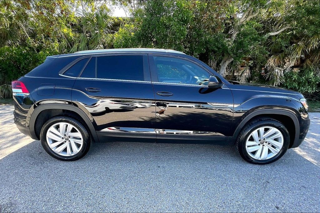 Certified 2023 Volkswagen Atlas Cross Sport 2.0T SE w/Technology SUV