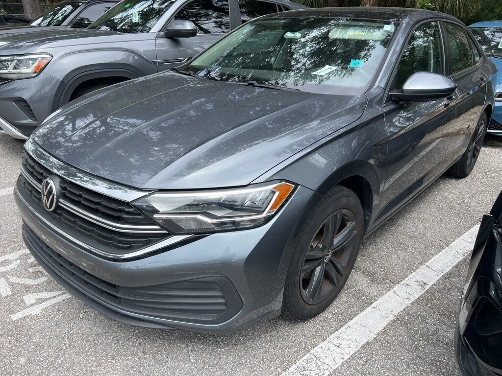 2022 Volkswagen Jetta 1.5T SE photo 2