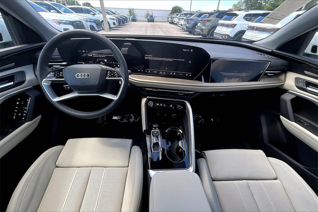 2025 Audi Q5 2.0T Prestige photo 3