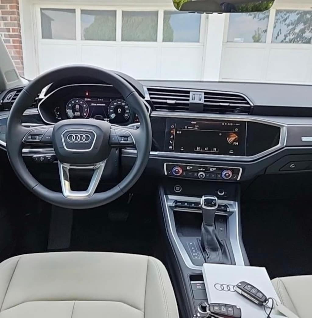 Certified 2025 Audi Q3 Premium SUV