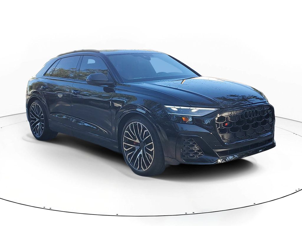 2026 Audi SQ8 Premium Plus quattro's photo