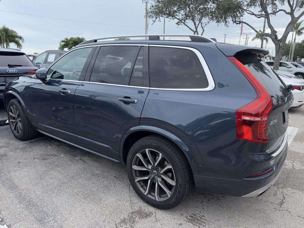 Used 2019 Volvo XC90 T6 Momentum SUV