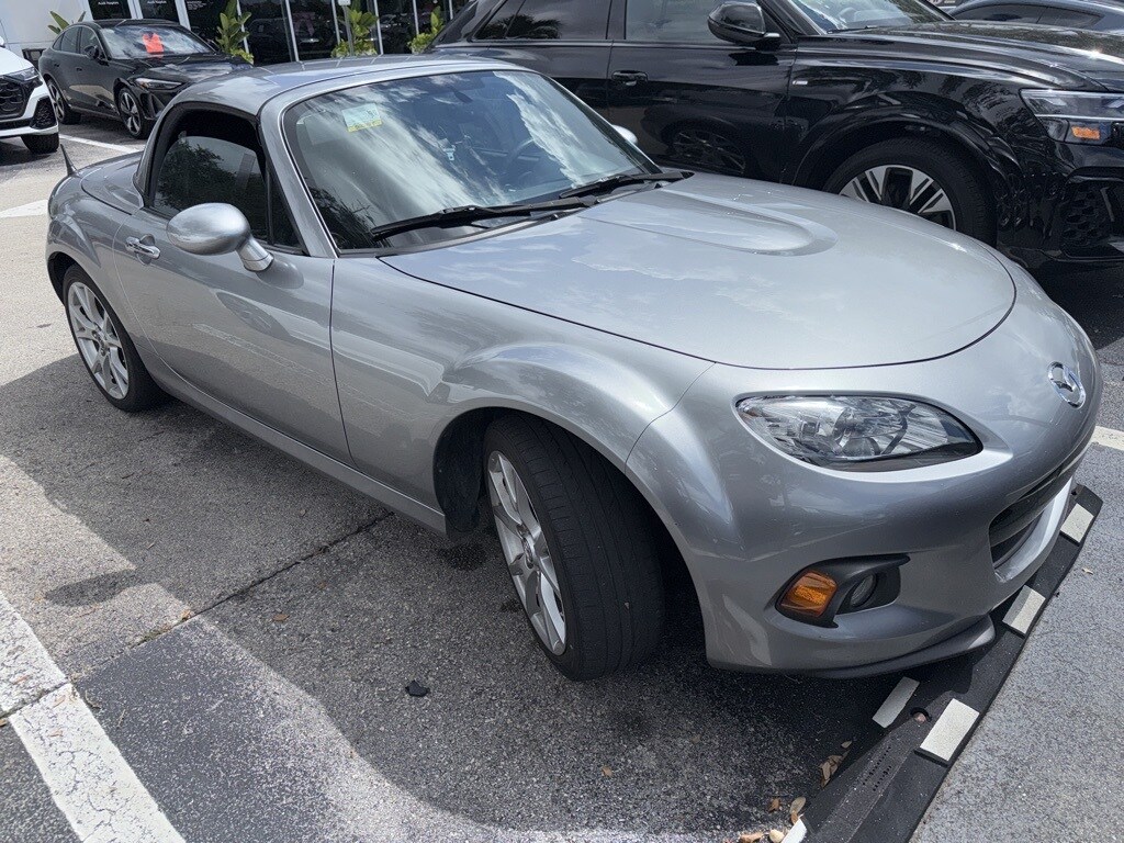 2015 Mazda MX-5 Miata Miata Grand Touring photo 2