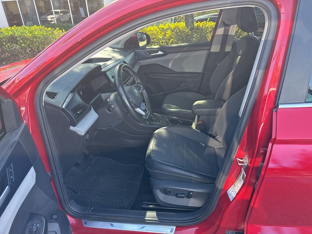 Certified 2022 Volkswagen Taos 1.5T SE SUV
