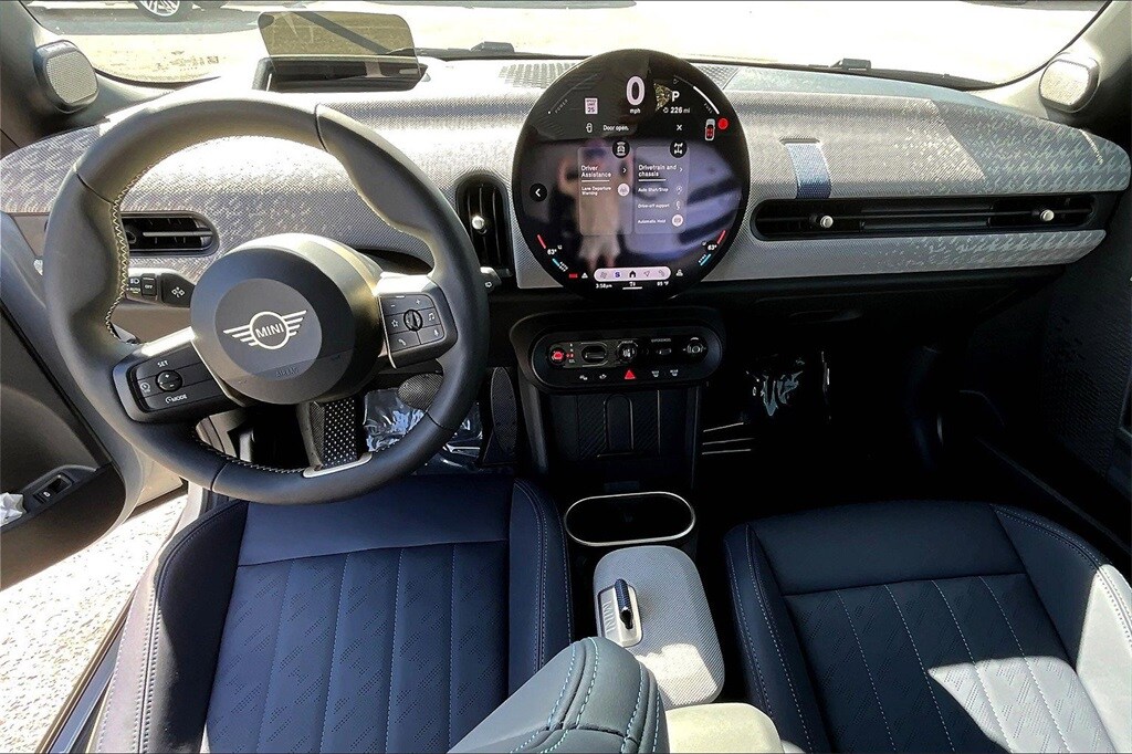 2025 Mini Cooper 2 Door Hardtop S photo 3