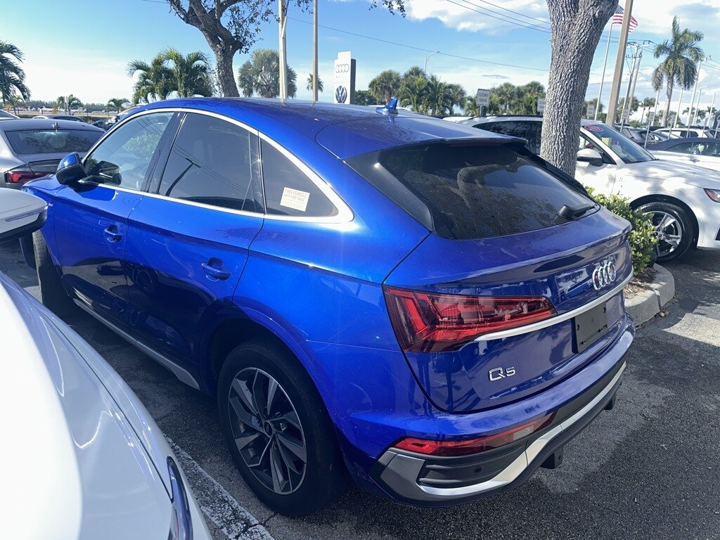 2023 Audi Q5 Sportback 45 S line Premium photo 2
