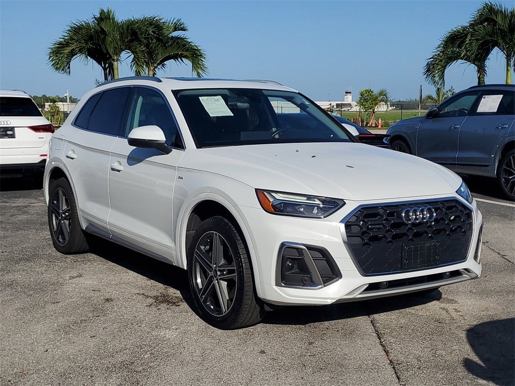 Certified 2021 Audi Q5 Premium with VIN WA1G2AFY3M2043263 for sale in Naples, FL