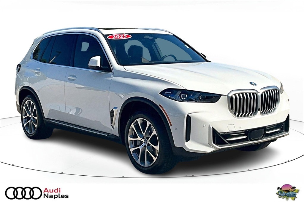 2025 BMW X5 M50i's photo