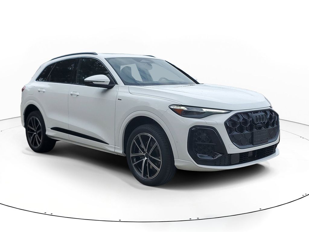 2026 Audi Q5 Premium Plus quattro's photo