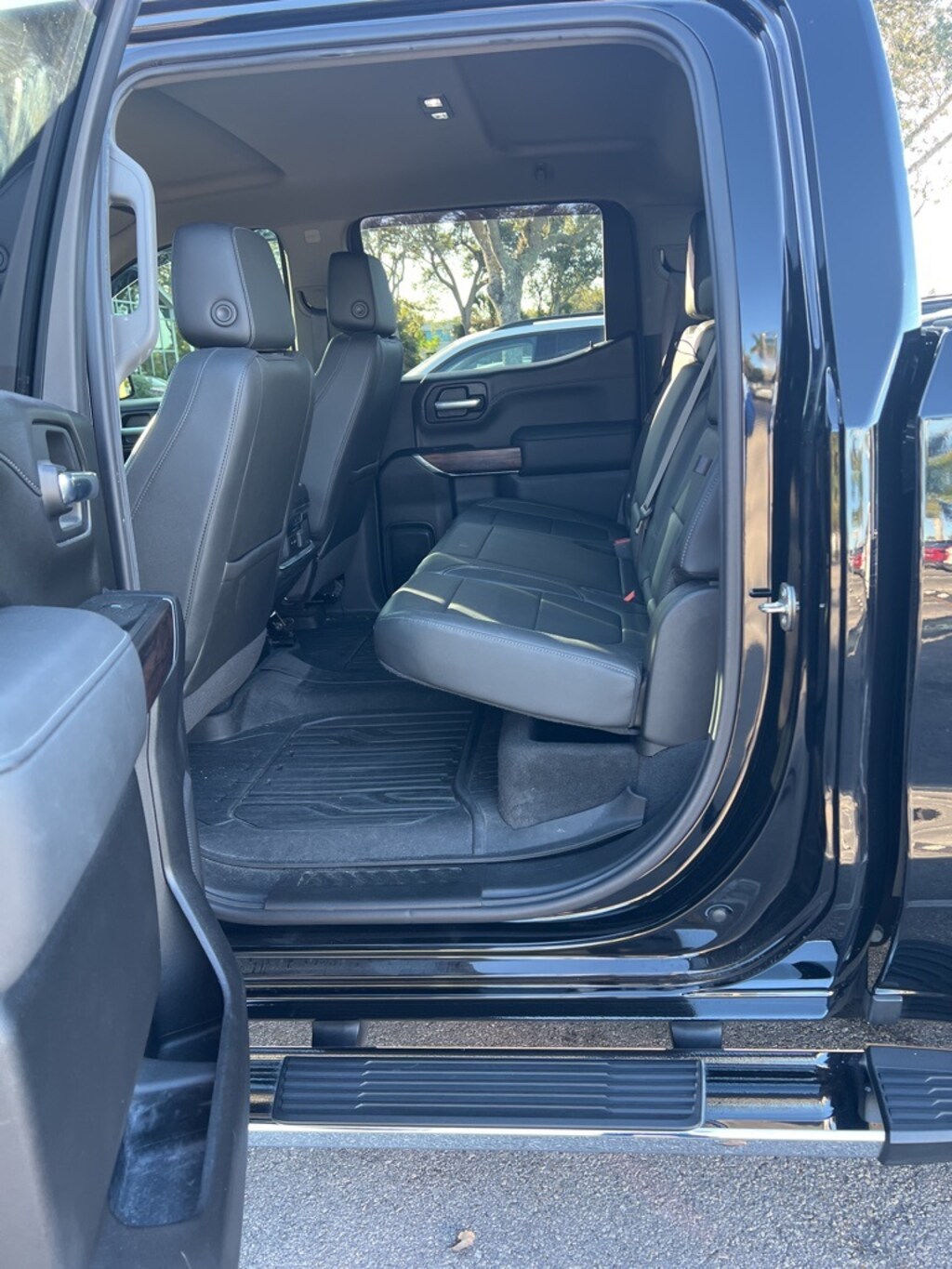 Used 2021 GMC Sierra 1500 SLT Truck