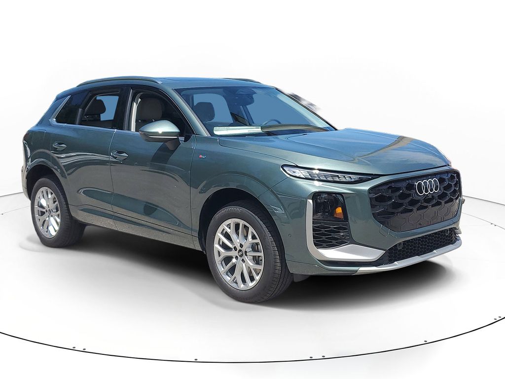 2026 Audi Q3 S line quattro's photo