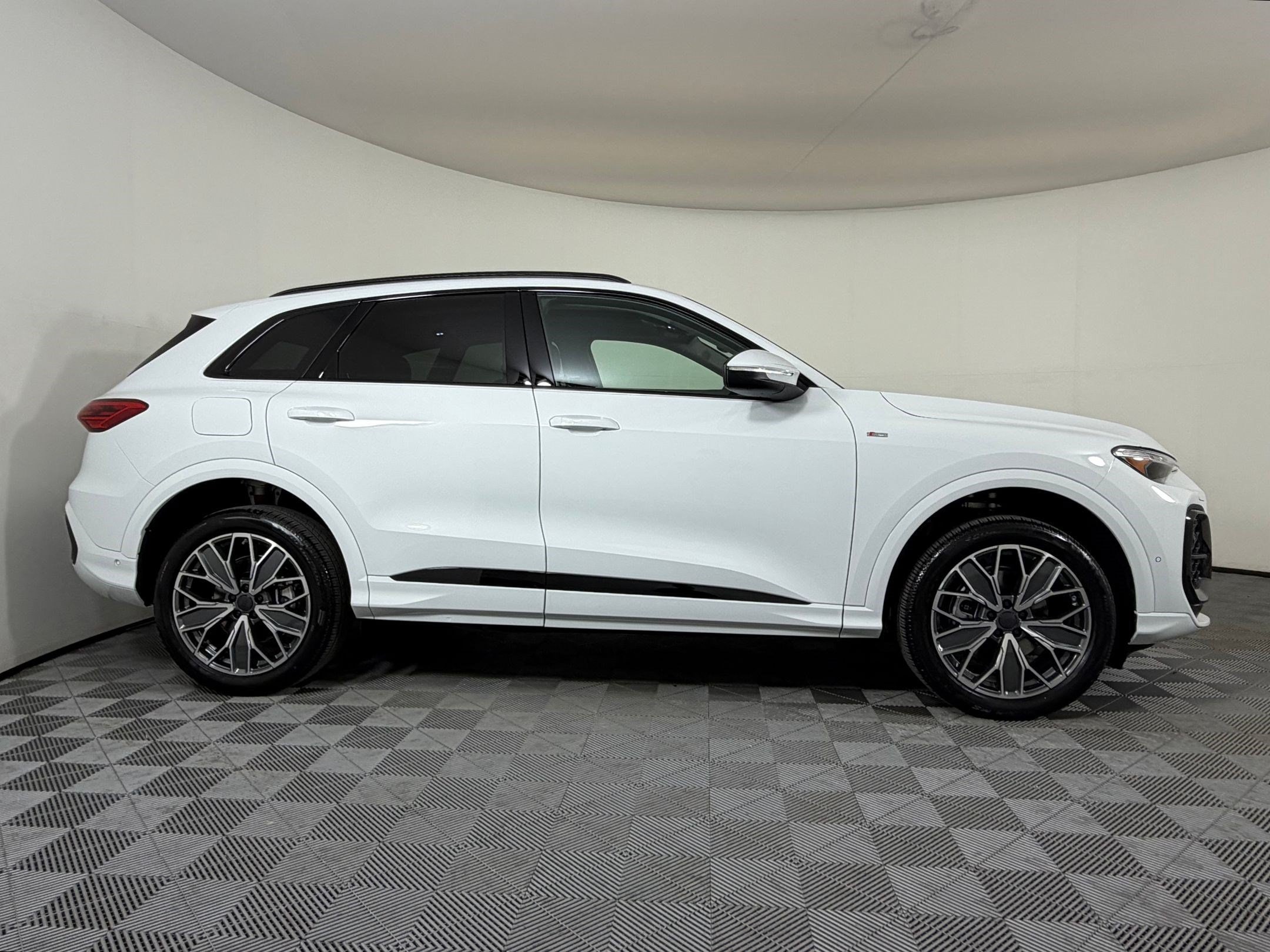 2026 Audi Q5 Premium Plus SUV
