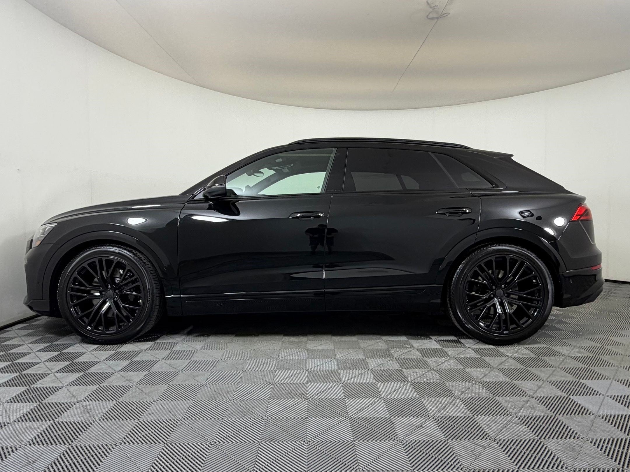 2027 Audi SQ8 Prestige SUV