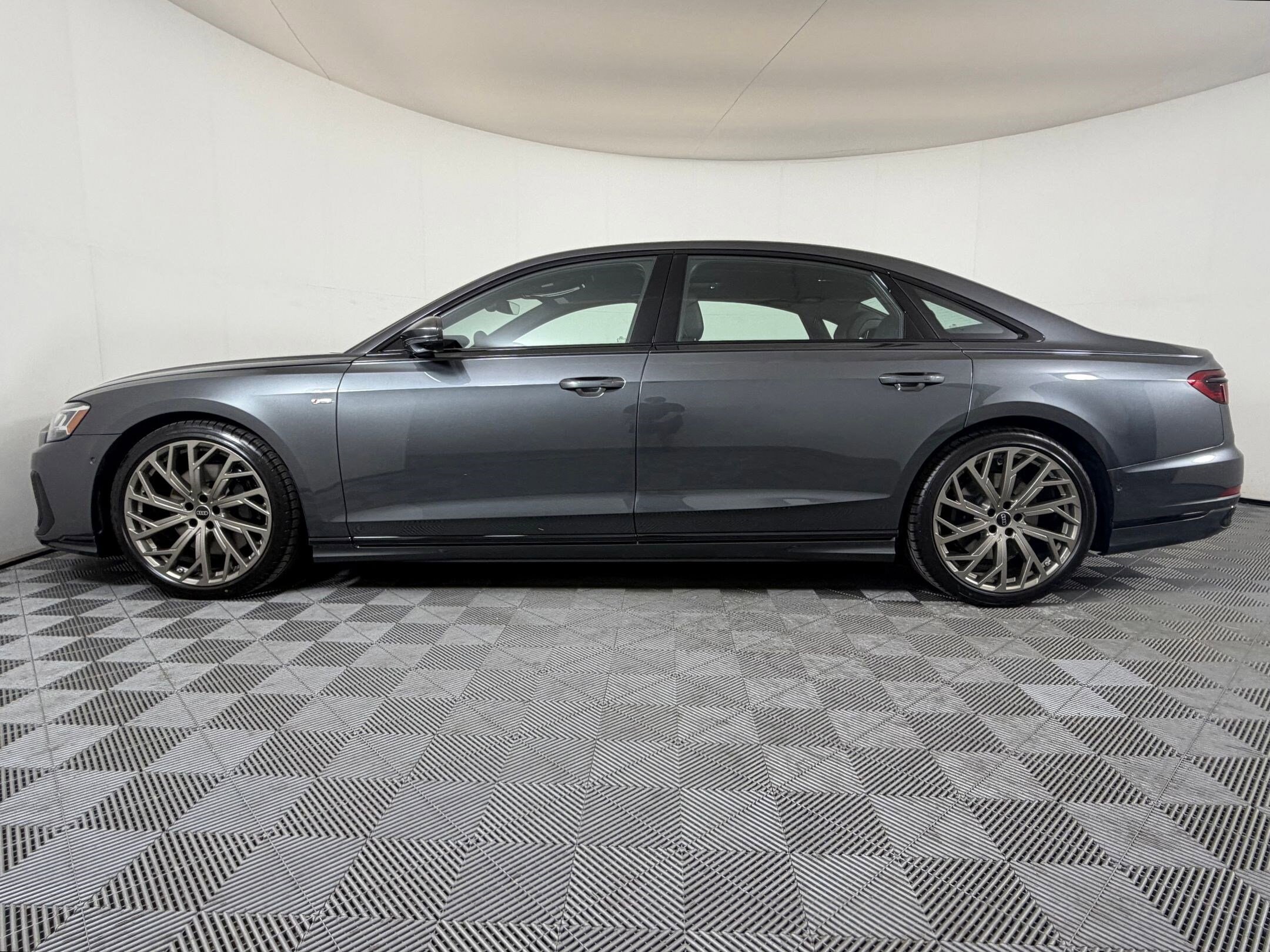 A8 L Quattro Sedan